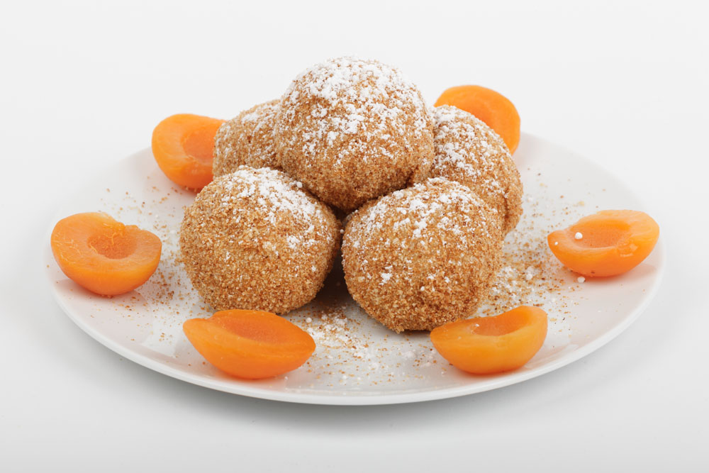 Sárgabarackos Gombóc - Apricot Dumplings 1